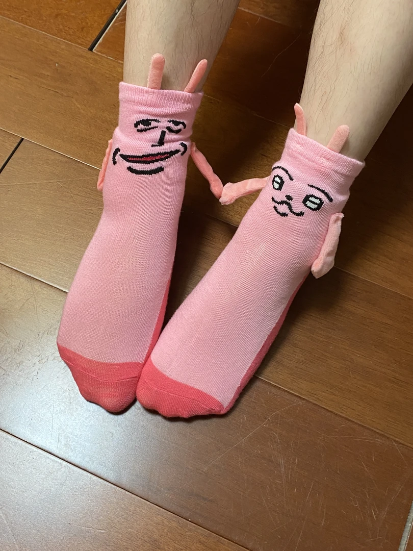 【零零和猫】夏季薄款女中筒袜粉红兔子演我精神状态磁吸袜子一番