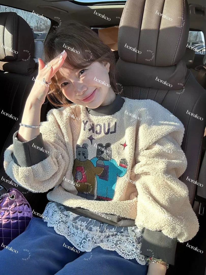 韩国【BORAKOO】幸运熊~米杏色圆领颗粒绒卫衣no退换