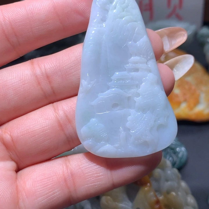 翡翠未镶嵌颈饰保真天然A货翡翠