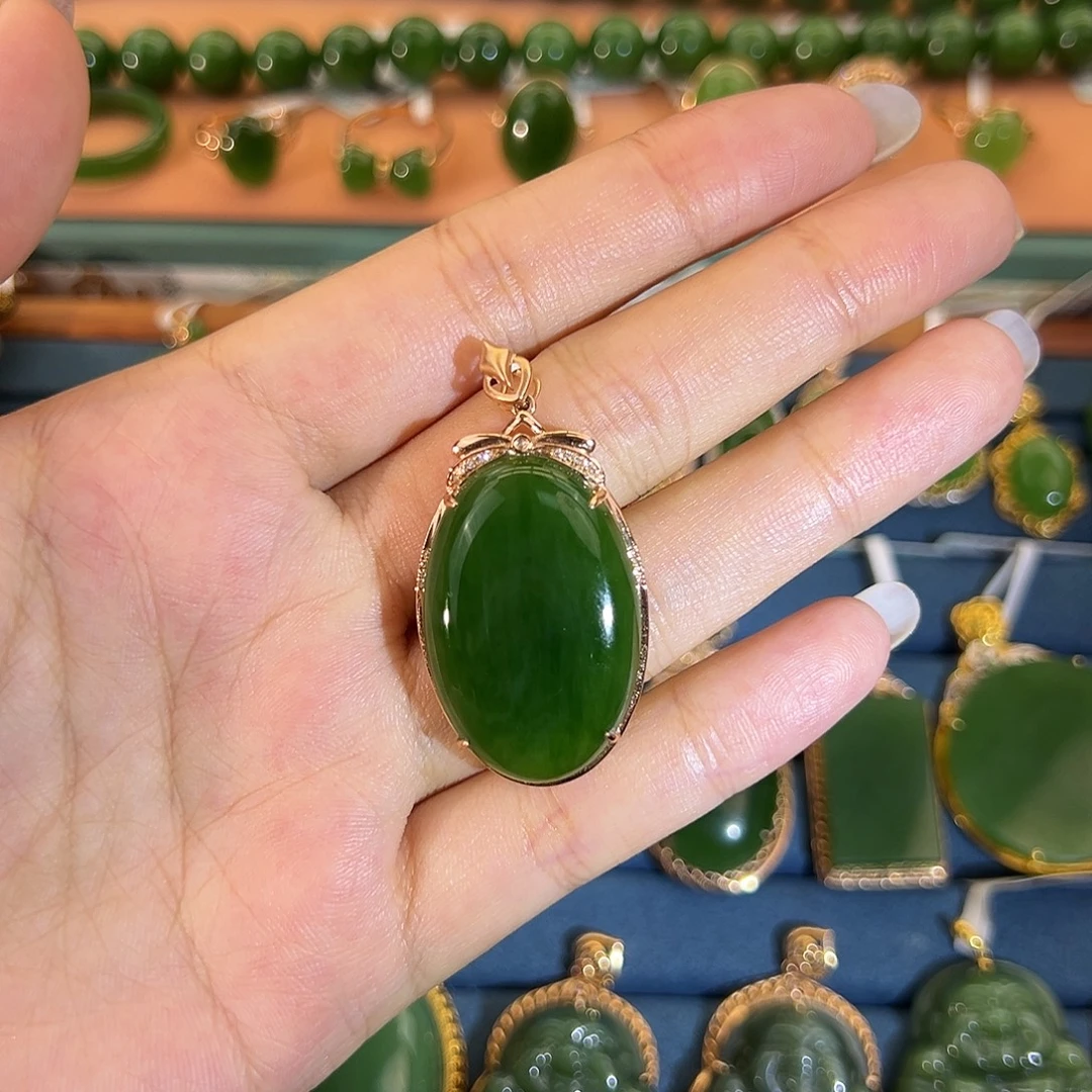 和田玉（碧玉）18K金镶嵌吊坠(不含链)蛋面30mm