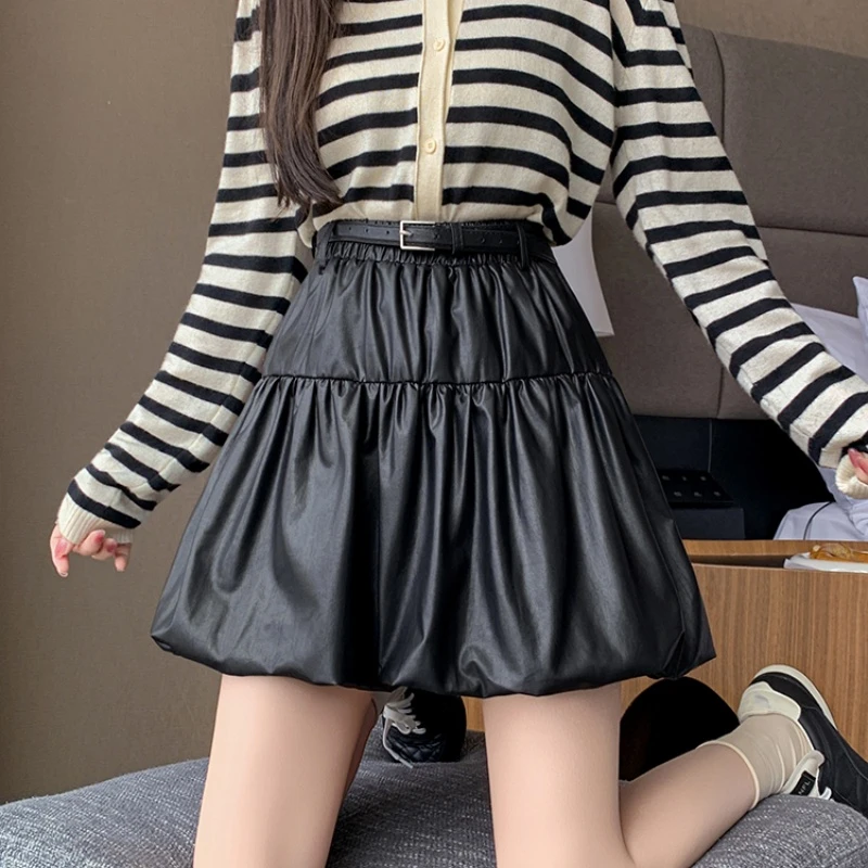 2025秋冬新款百搭高腰松紧腰花苞半身裙时尚pu皮遮胯显瘦a字皮裙