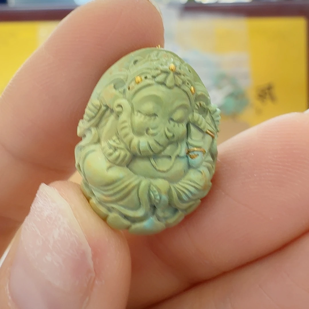 绿松石未镶嵌珠宝奇石