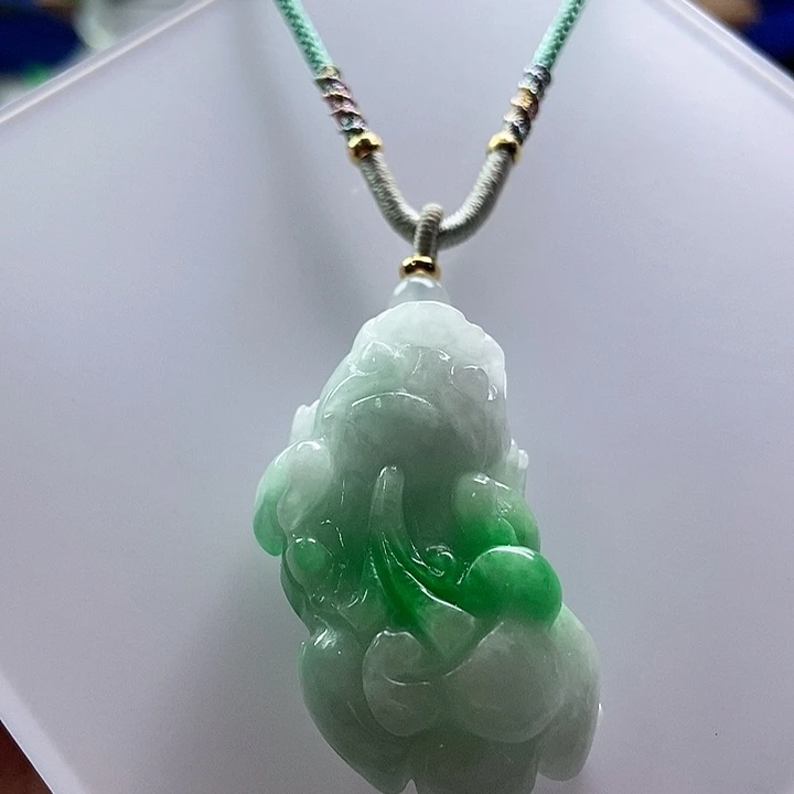 颈饰未镶嵌翡翠赠链