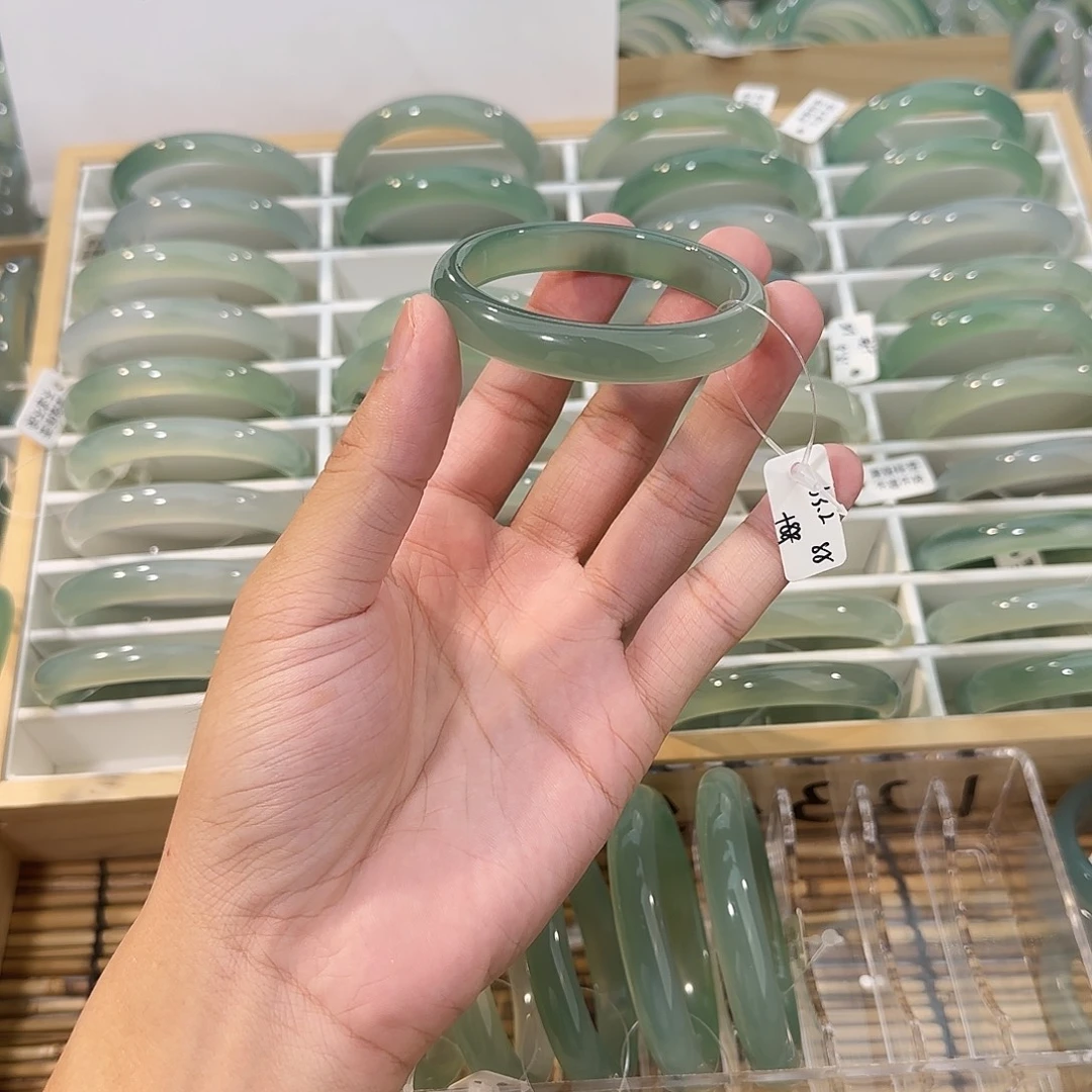手镯玛瑙/玉髓未镶嵌圈口53.2