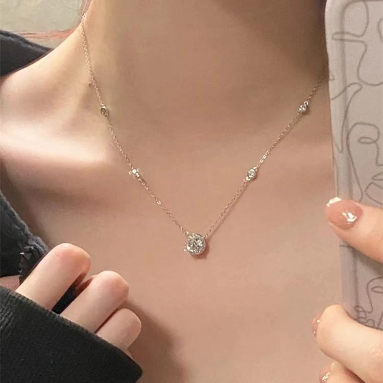 星点999项链女款2025新款爆款轻奢小众锁骨链高