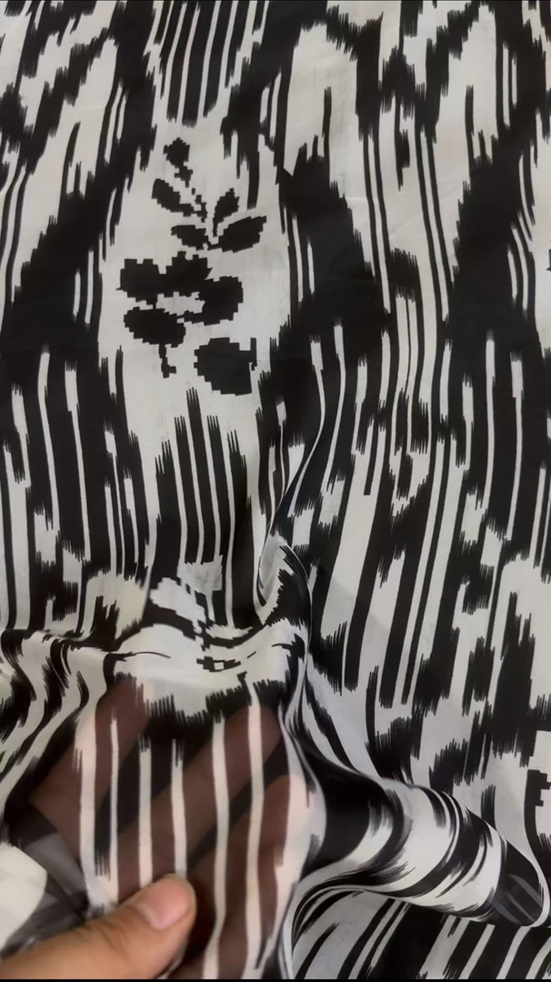 玻璃砂 黑白花 Atls 布料