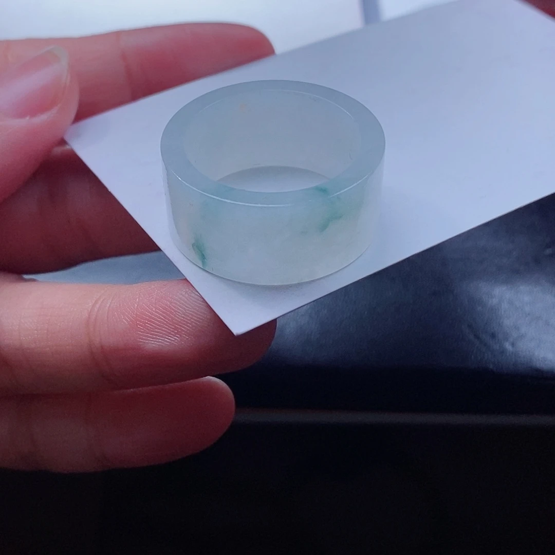 未镶嵌定制翡翠翡翠
