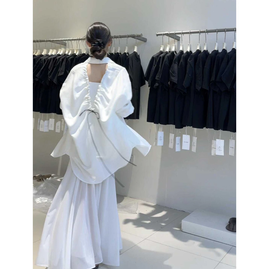 早秋小众炸街高级感女装露背长袖衬衫搭网纱拼接吊带裙洋气休闲装