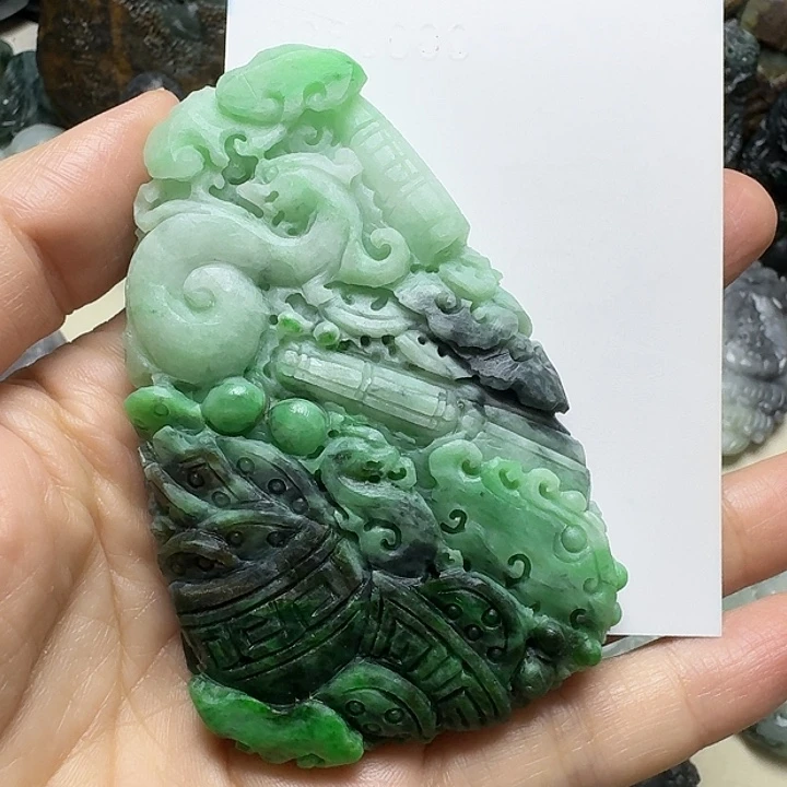 大***乀定制翡翠未镶嵌毛货