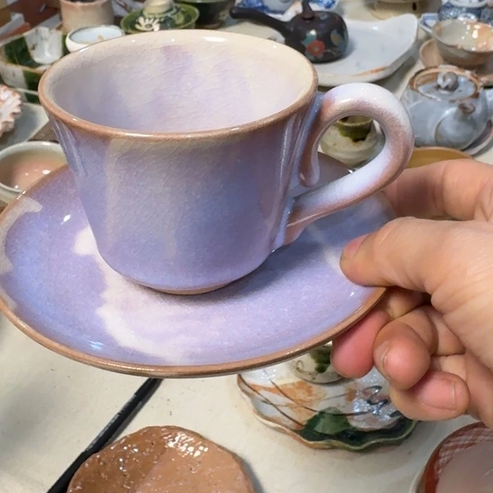 陶咖啡杯的设计很有