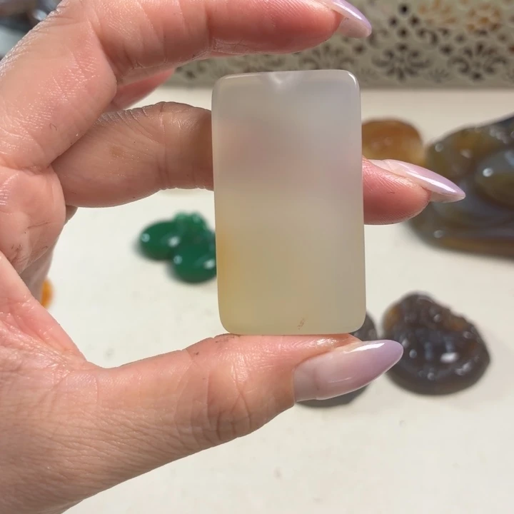 玛瑙/玉髓未镶嵌吊坠(不含链)