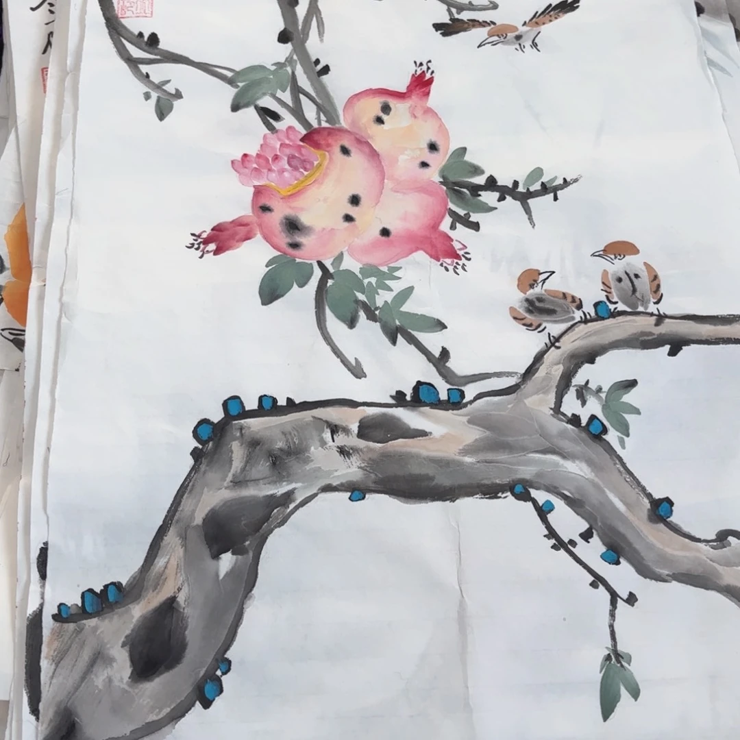 国画张永玲四尺四开花鸟朱