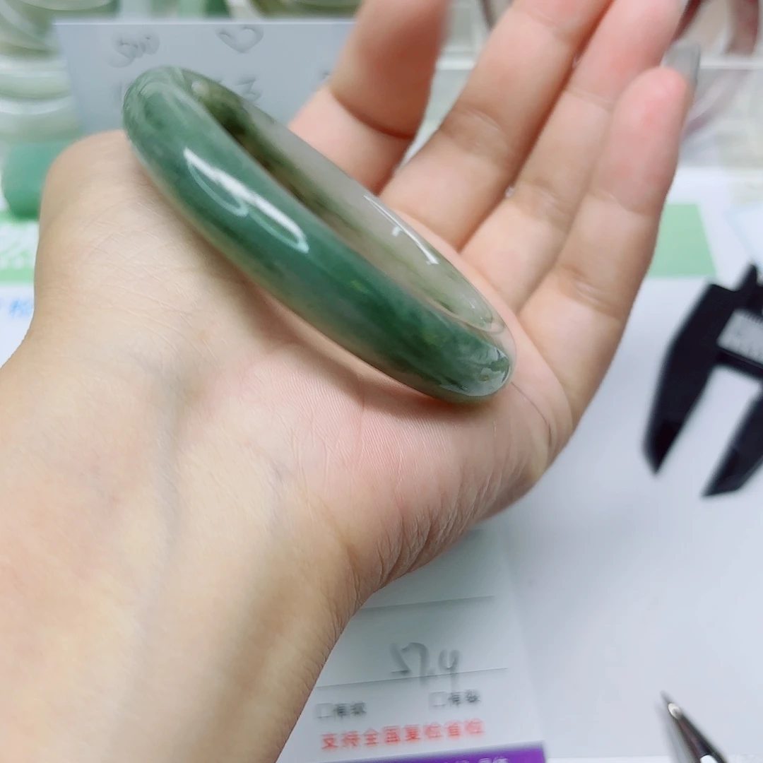 未镶嵌手镯石英质玉32/5756