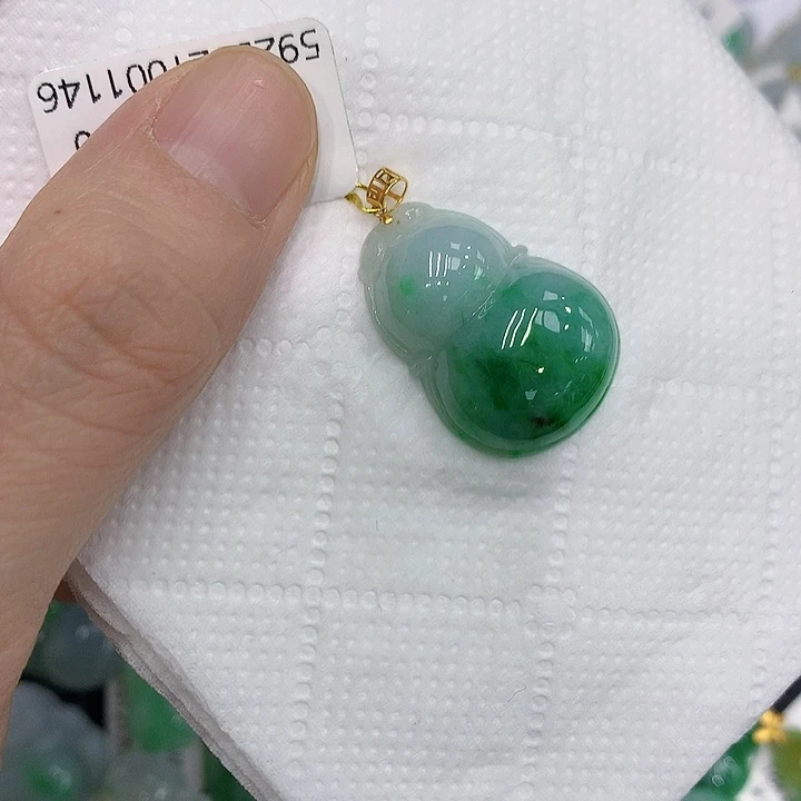 颈饰18K金镶嵌翡翠12345677889