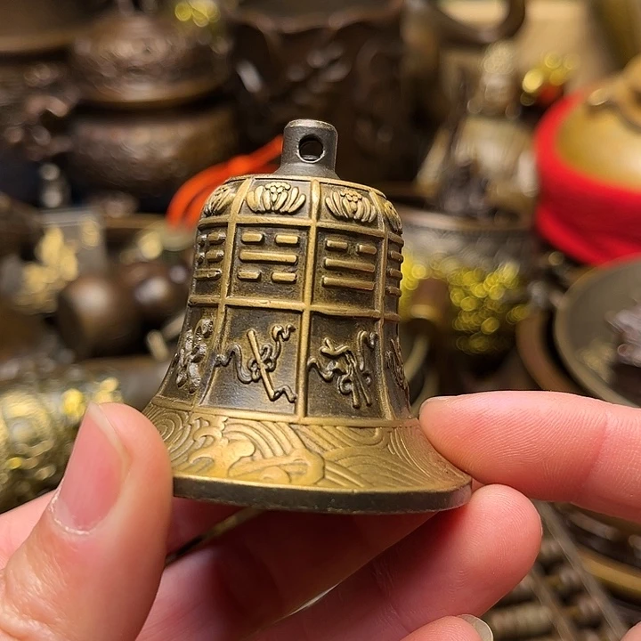 精美铜器批发档口