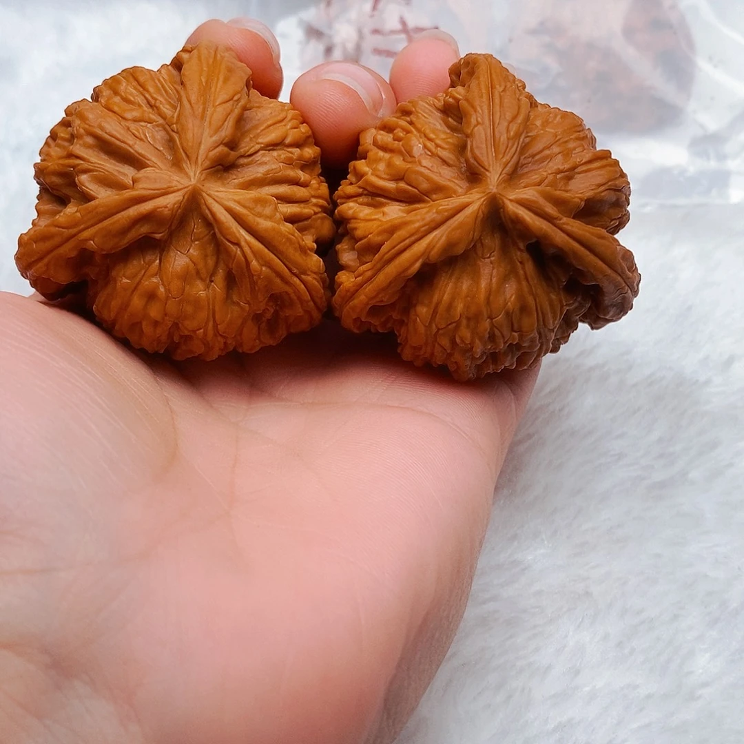 平***生吊坠文玩核桃三棱