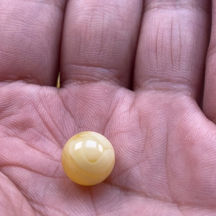 未镶嵌琥珀裸石蜜蜡