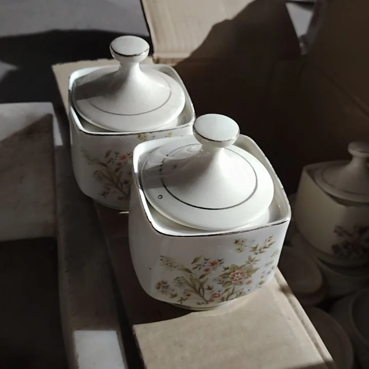 碗陶瓷盘子碗啥都有