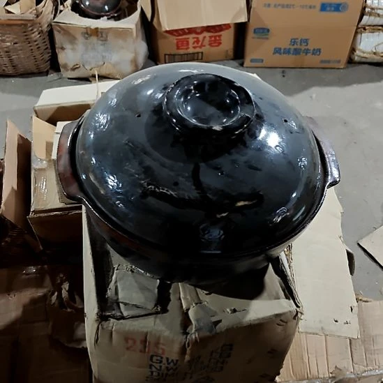 摆件盘子碗茶壶啥都有