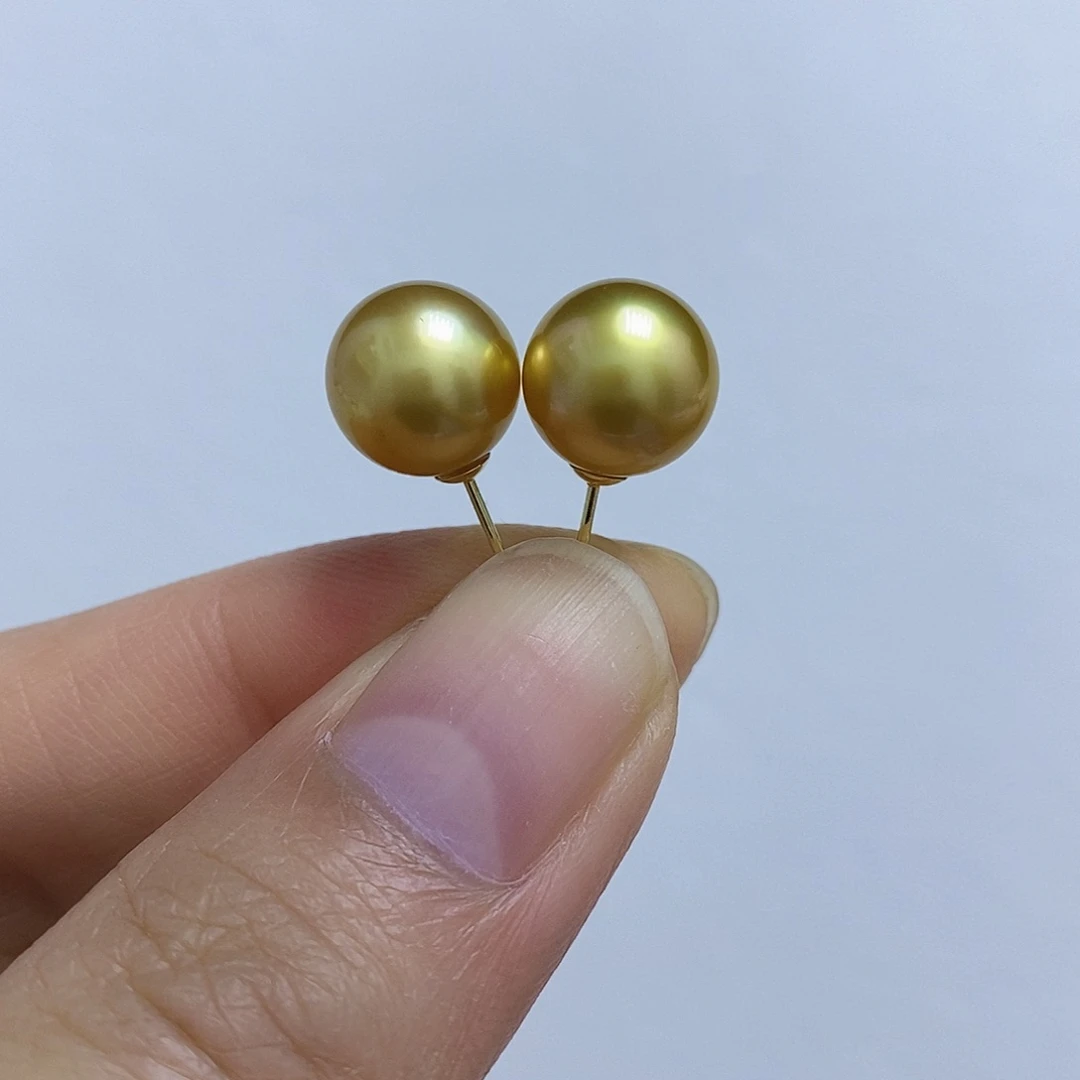 18K金镶嵌海水珍珠耳饰金珠