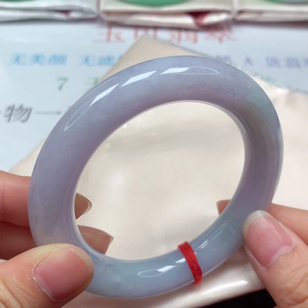 翡翠未镶嵌手镯细糯粉春紫底飘绿胖圆5556
