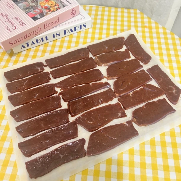 狗狗零食宠物零食磨牙牛肝肉干贫血高蛋白适口性强手工自制无添加