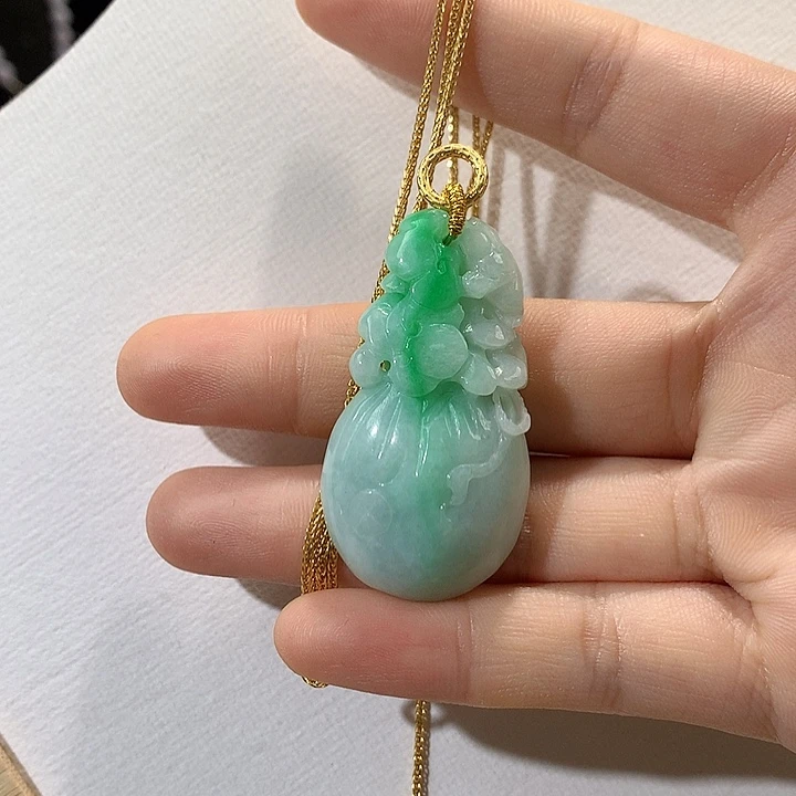 翡翠未镶嵌颈饰翡翠吊坠