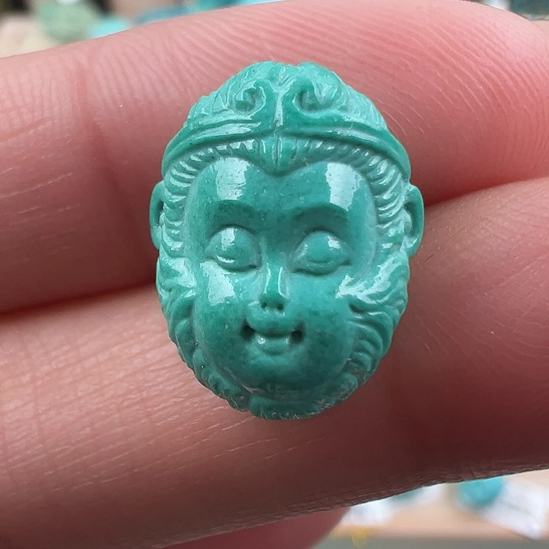 绿松石配饰未镶嵌