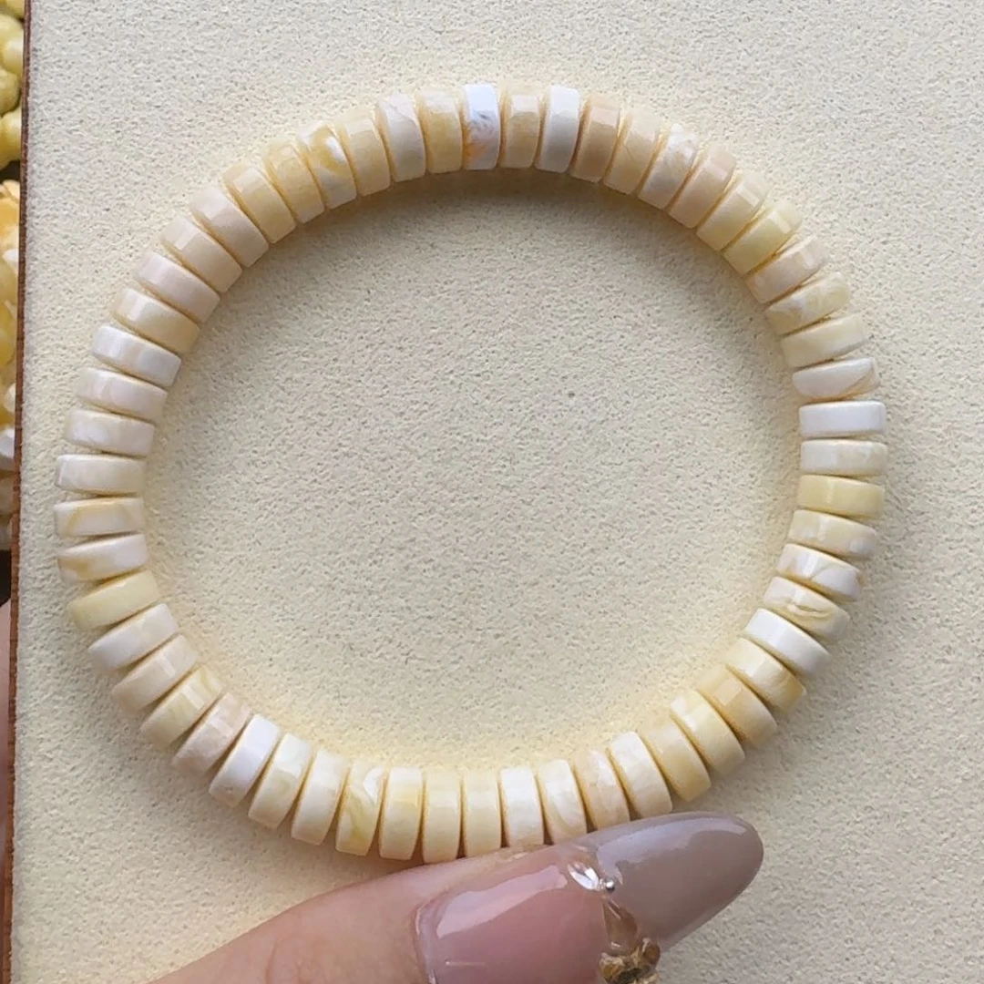 琥珀手链未镶嵌自**凡