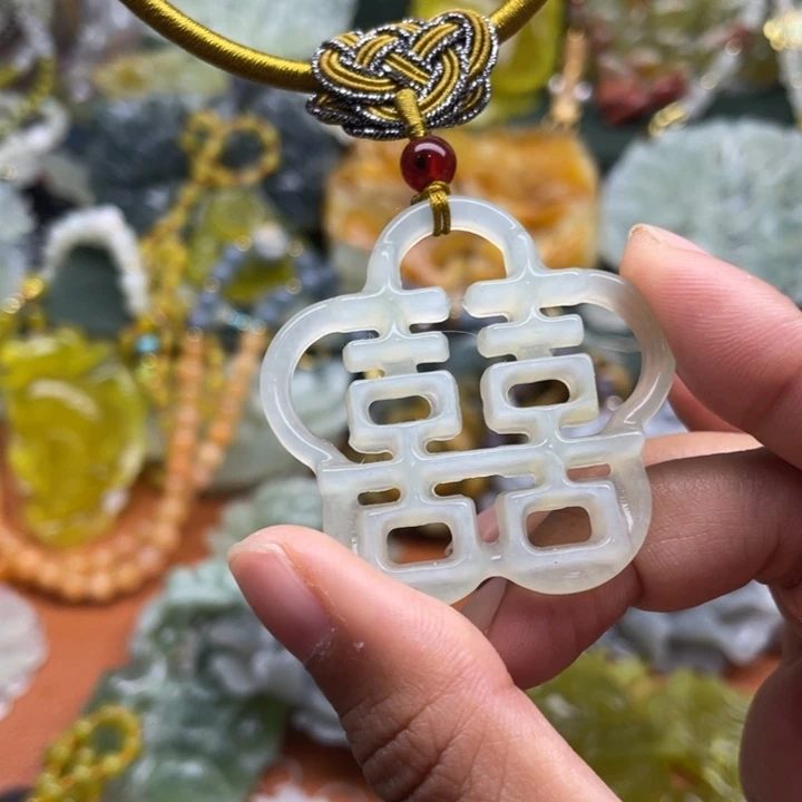 未镶嵌岫玉吊坠毛衣链锁骨链