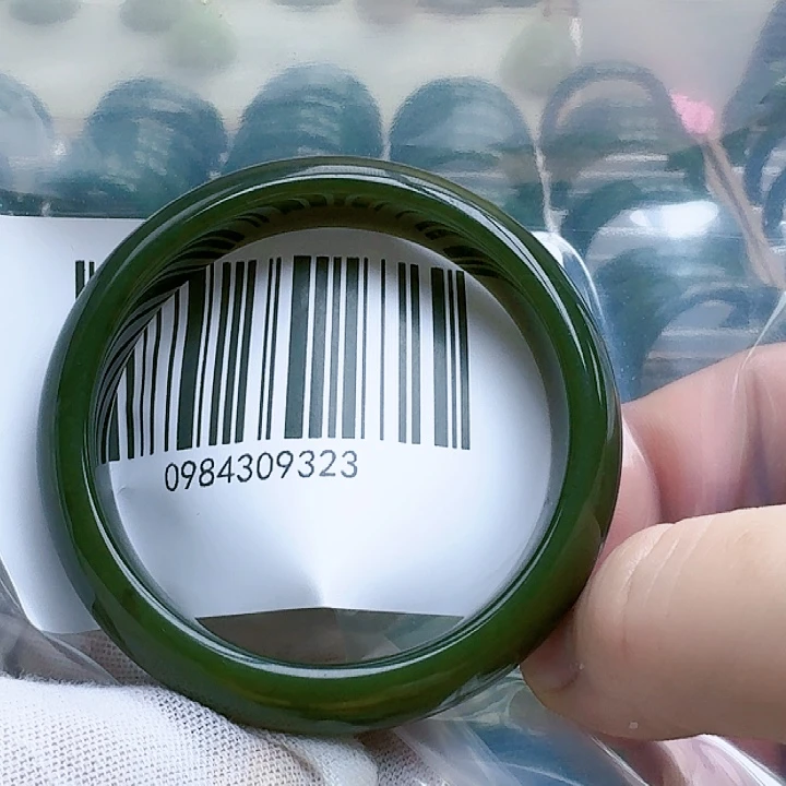 和田玉（碧玉）手镯未镶嵌5253