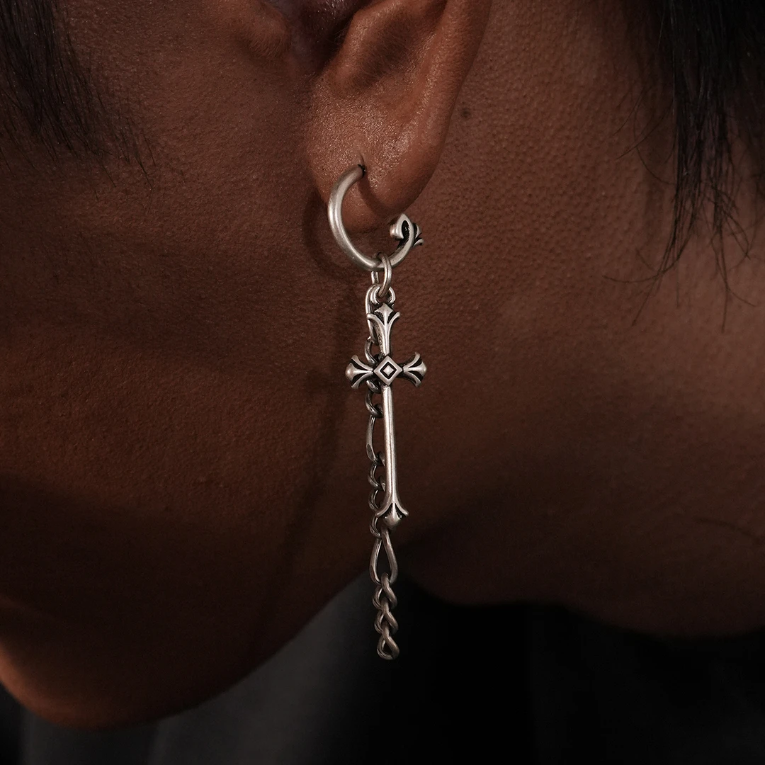 钛钢耳饰 暗黑复古风做旧古银潮酷小众闪电十字架链条流苏耳坠