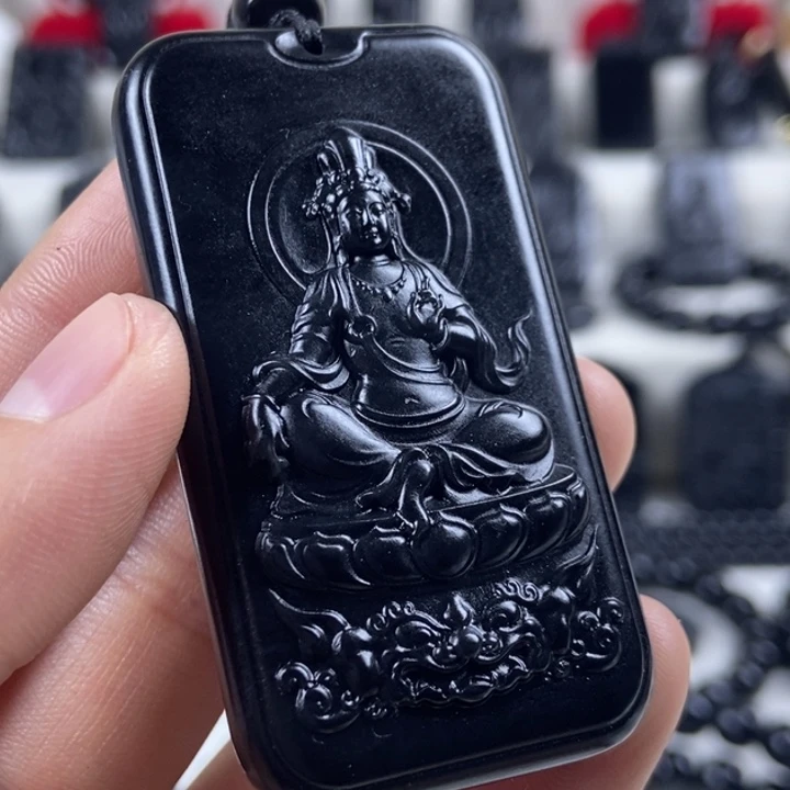 和田玉（墨玉）未镶嵌颈饰观音