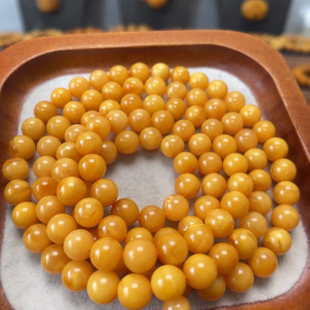 蜜蜡未镶嵌颈饰蜜蜡