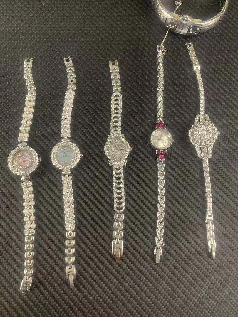 女士时尚个性百搭石英腕表气质款（200--500以直播间实物展示为主）