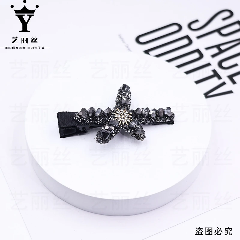 艺丽丝巴黎王妃[北斗七星]黑色6.5cm轻奢碎发夹边夹一字夹YL802
