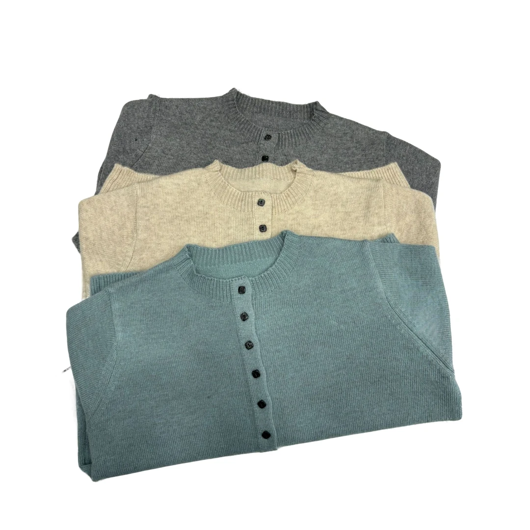 2025年春季新款时尚休闲开衫毛衣