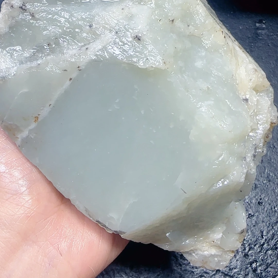 石***宇和田玉未镶嵌珠宝半成品