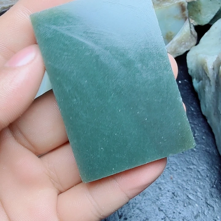 未镶嵌和田玉（糖玉）珠宝奇石