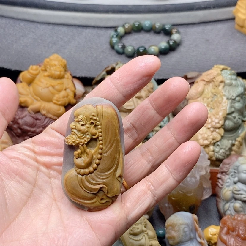 【闪购商品】定制石英质玉吊坠未镶嵌