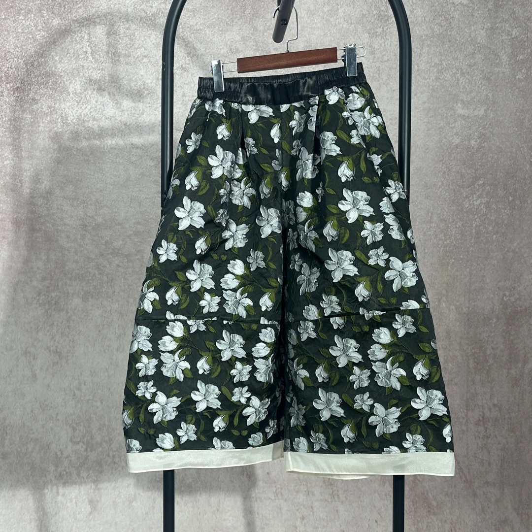 【焕夏墨晨】K2054白色风车茉莉墨绿色拼接茧型7分裤