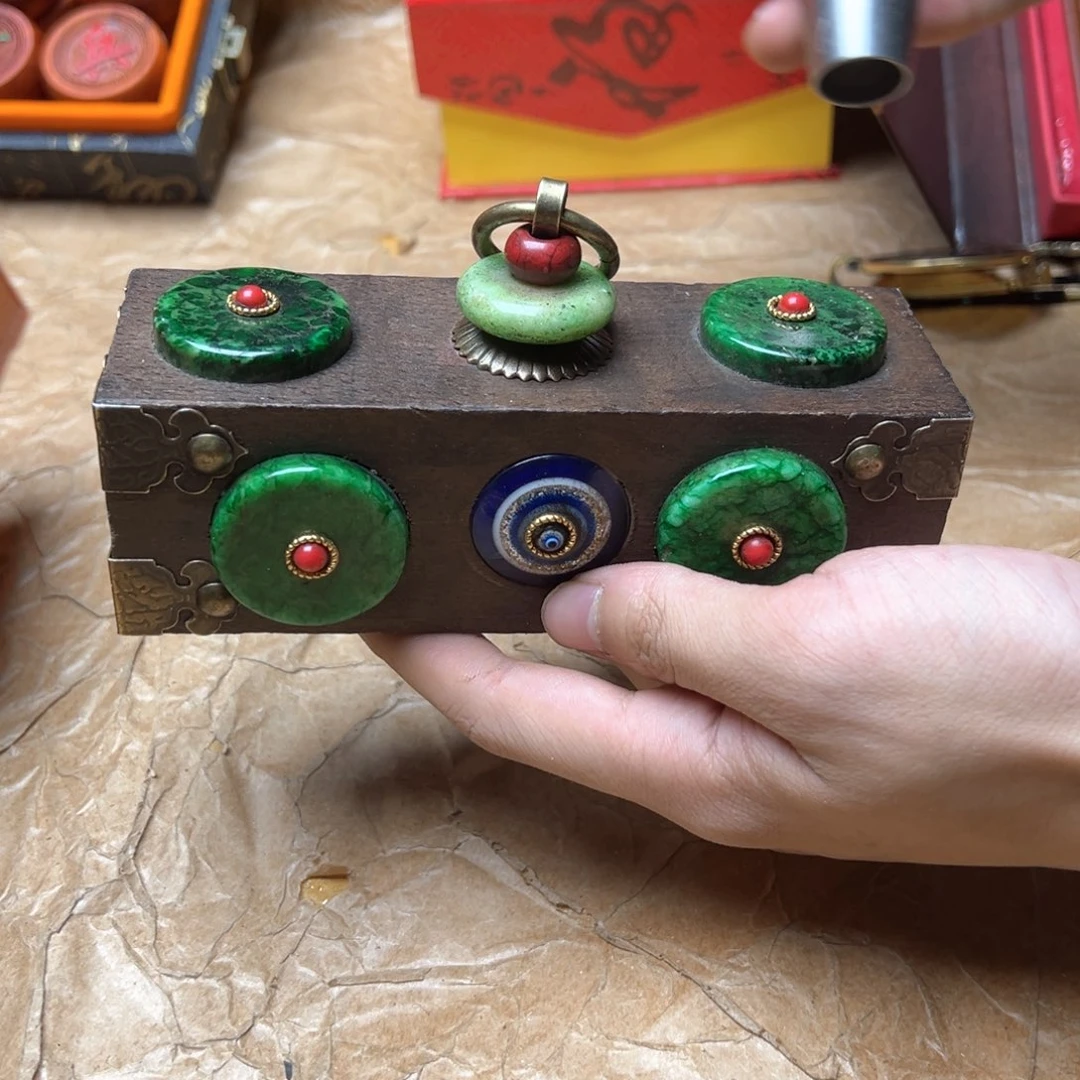 大叶紫檀（黑酸枝木类）