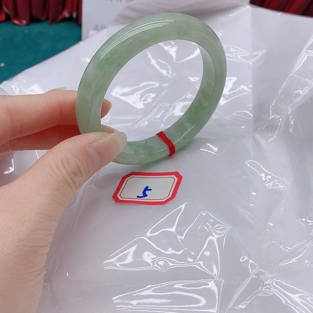 翡翠手镯未镶嵌失*055555555