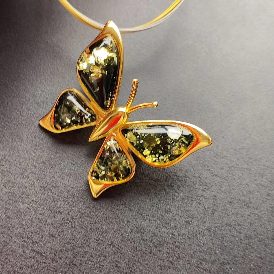 琥珀未镶嵌裸石吊坠