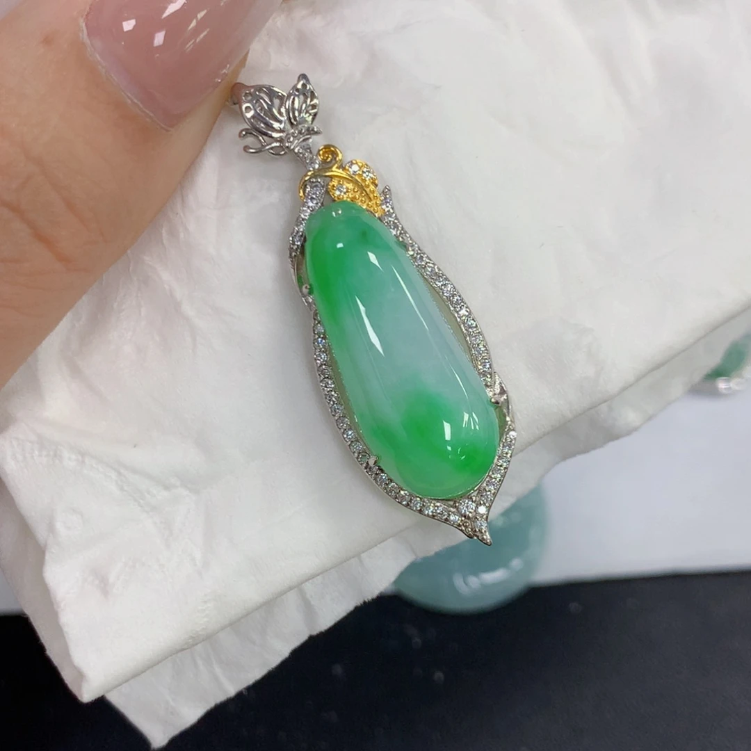 颈饰银S925镶嵌翡翠