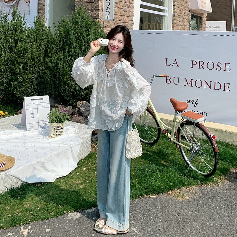 法式重工立体花朵长袖衬衫女春夏超仙气质休闲款宽松系带V领上衣