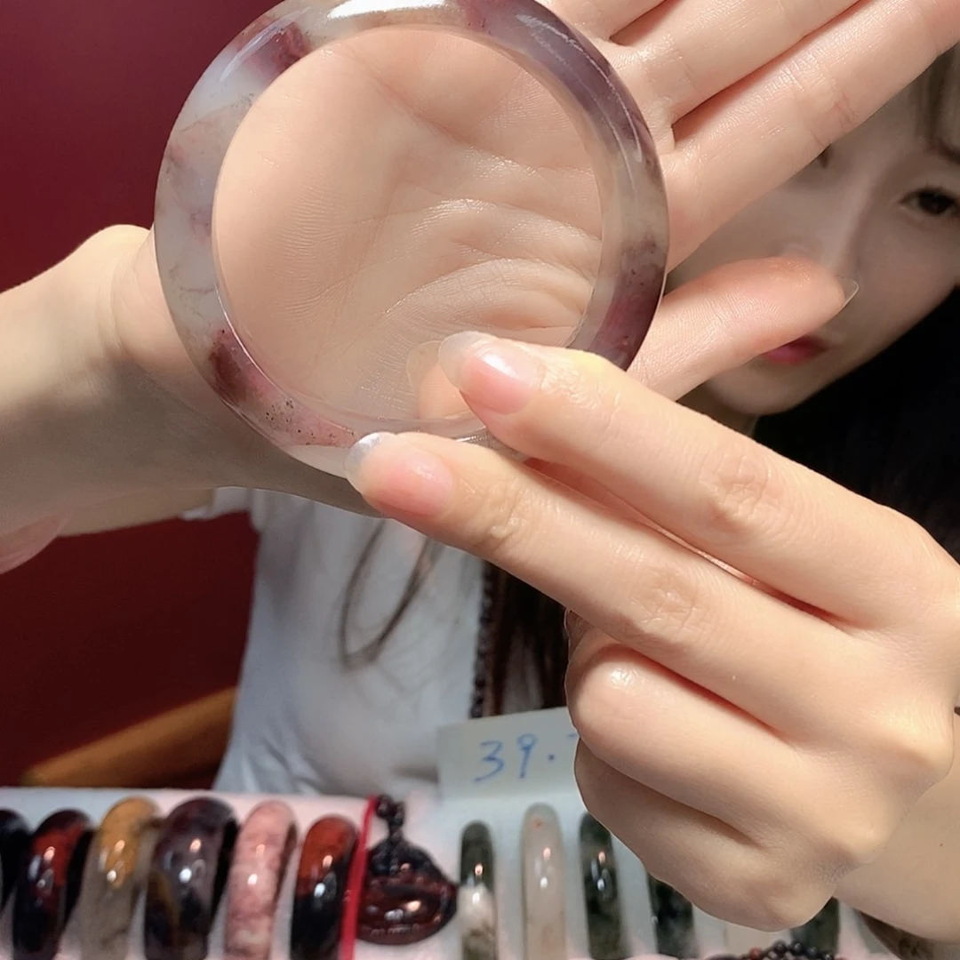 大叶紫檀（黑酸枝木类）桂林鸡血玉……