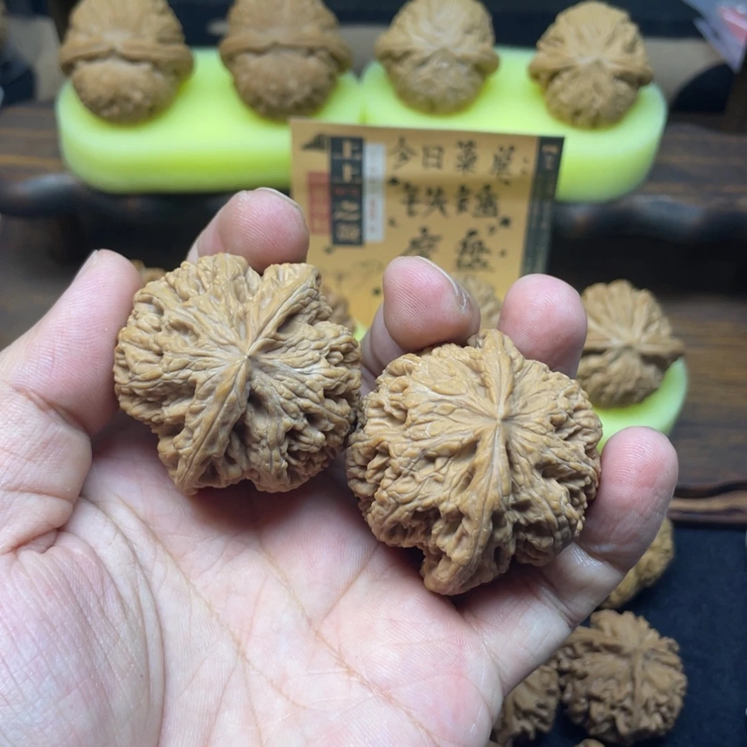 菩***提吊坠文玩核桃粗筋