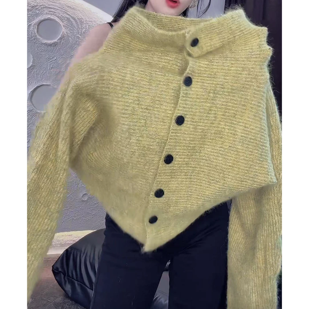 今年流行穿搭2025秋冬新款温柔风翻毛毛针织衫常规宽松款长袖上衣