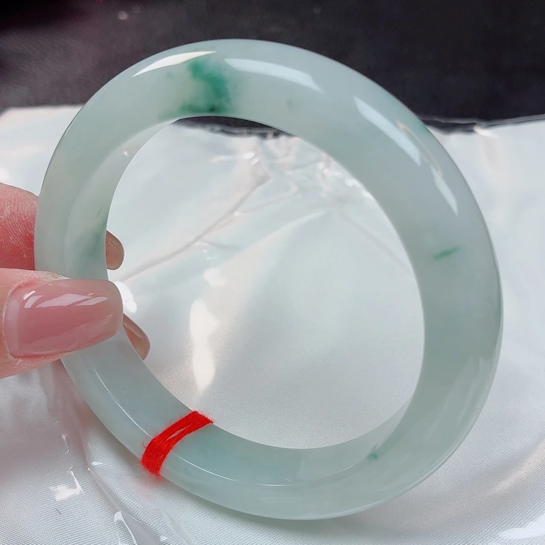 翡翠未镶嵌手镯60